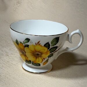 Queen Anne Bone China Tea Cup Yellow Roses